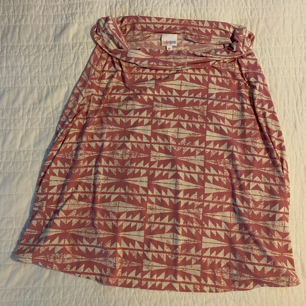 Lularoe coral mini, size XL